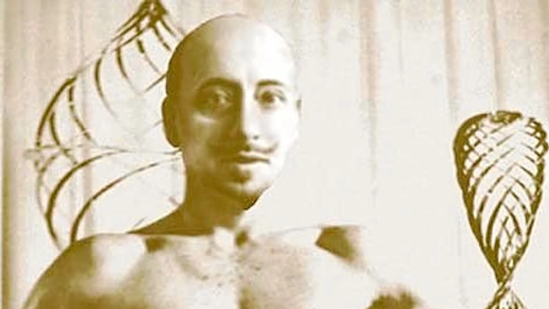 Exhibicionismo. El poeta italiano Gabriele D’Annunzio es uno de los personajes que ejemplifican el período de entreguerras