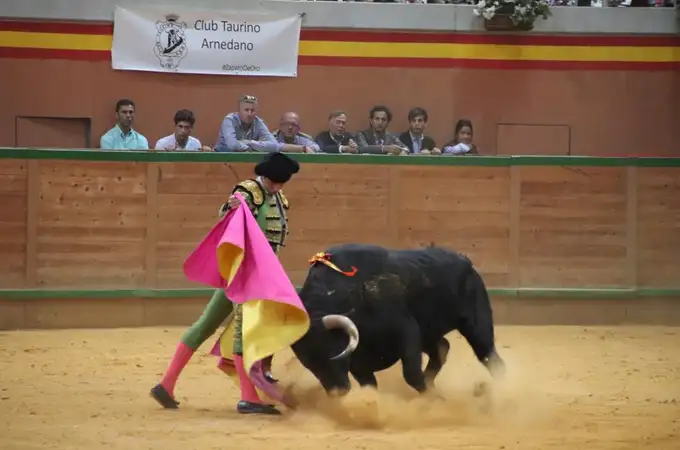 Desfile de inválidos en una tarde soporífera