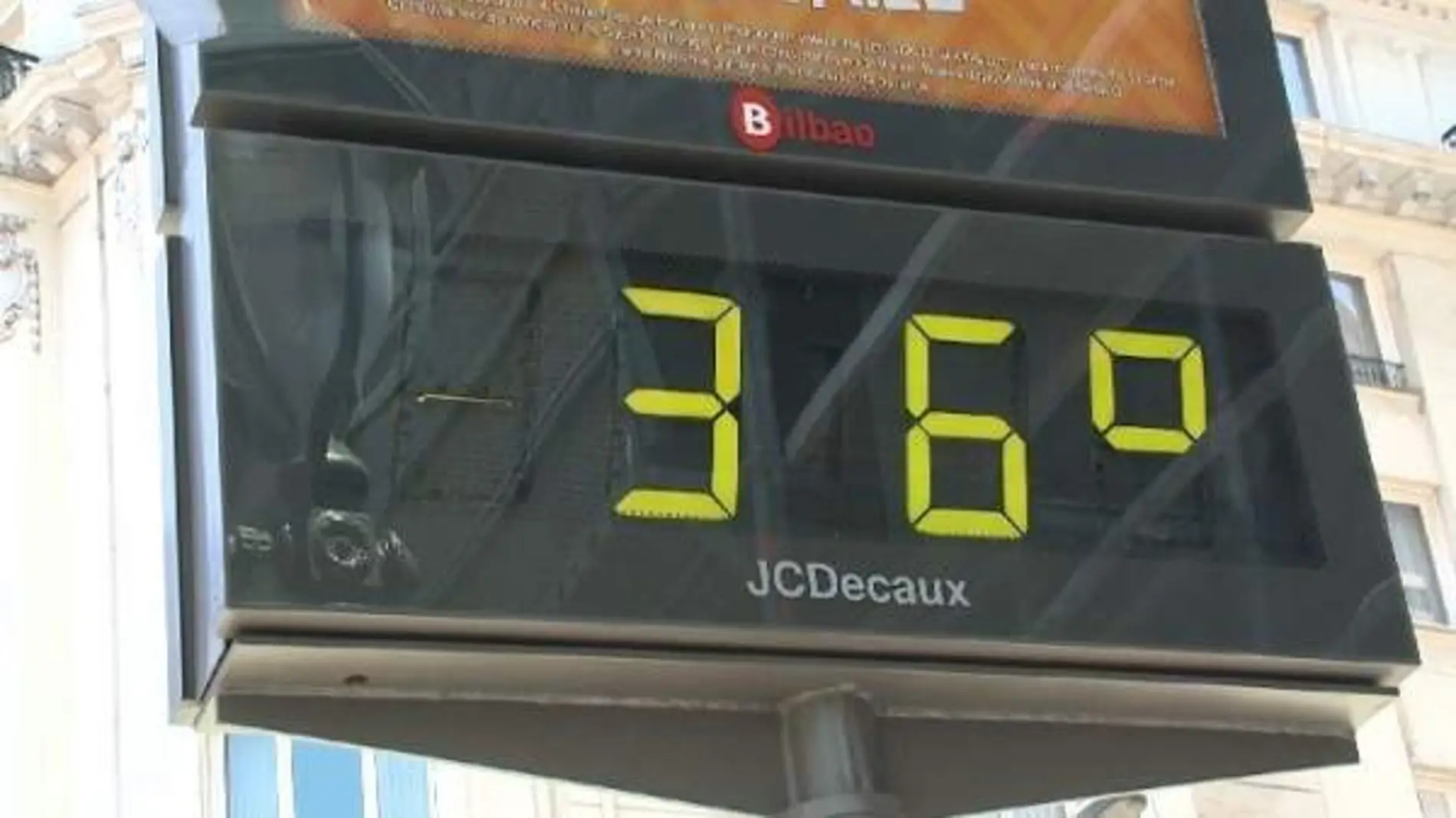 Termómetro marcando los 36 grados, en una imagen de archivo / Efe