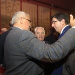 Juan Marín coincidió ayer en la entrega de los Premios Azvi con el consejero de Economía, Hacienda y Administración Pública en funciones, Antonio Ramírez de Arellano (Foto: Manuel Olmedo)