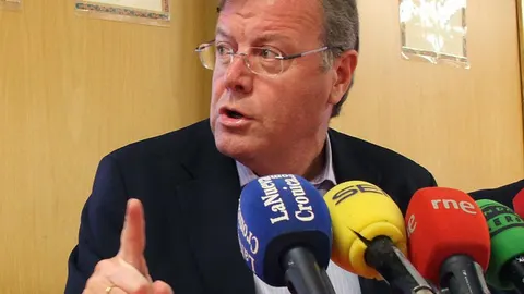 Antonio Silván, durante su comparecencia ante los medios para hacer balance de sus dos años de mandato al frente de la Alcaldía de León