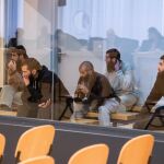 Los integrantes de la célula yihadista, desarticulada en 2015 en la operación Caronte, durante el juicio en la Audiencia Nacional/Efe