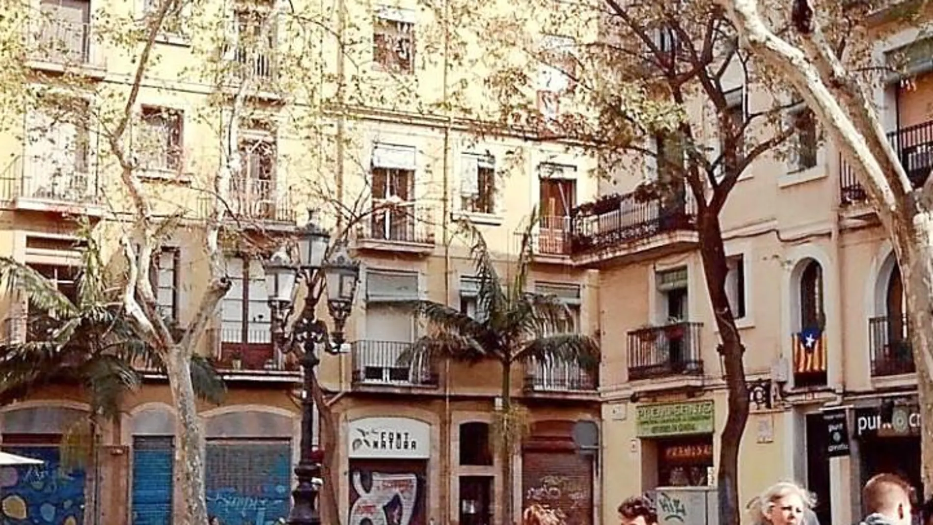 La plaza Osca en el barrio de Horta