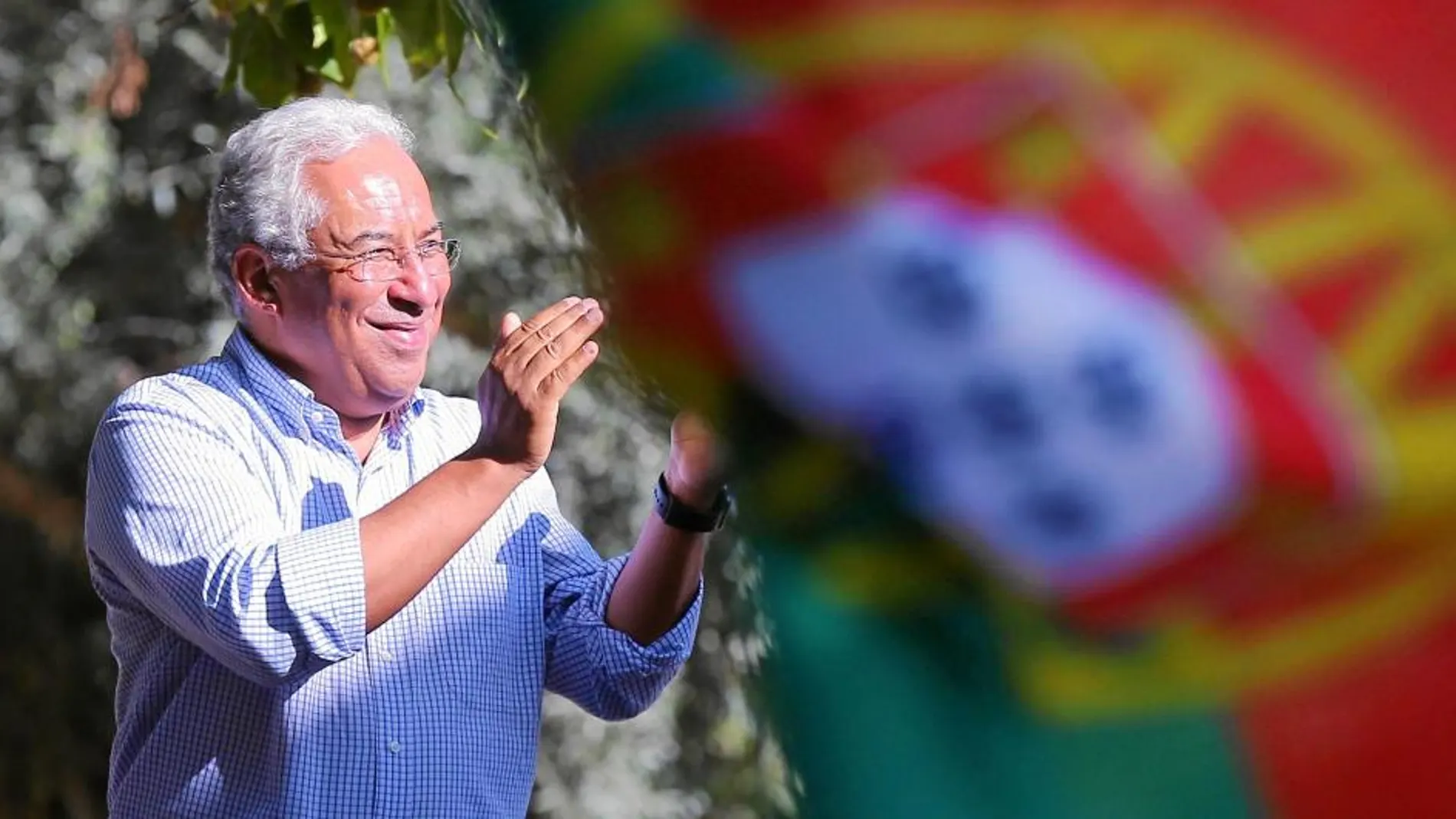 El líder socialista portugués, Antonio Costa, en un acto de la campaña