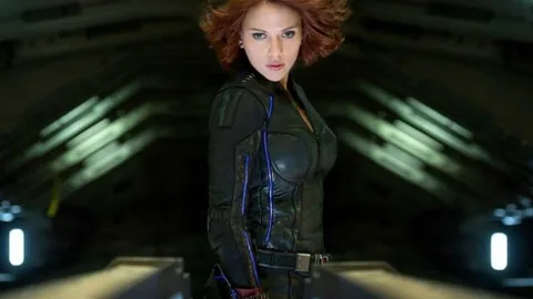 Scarlett Johansson, en un fotograma de la última película de "Los Vengadores"