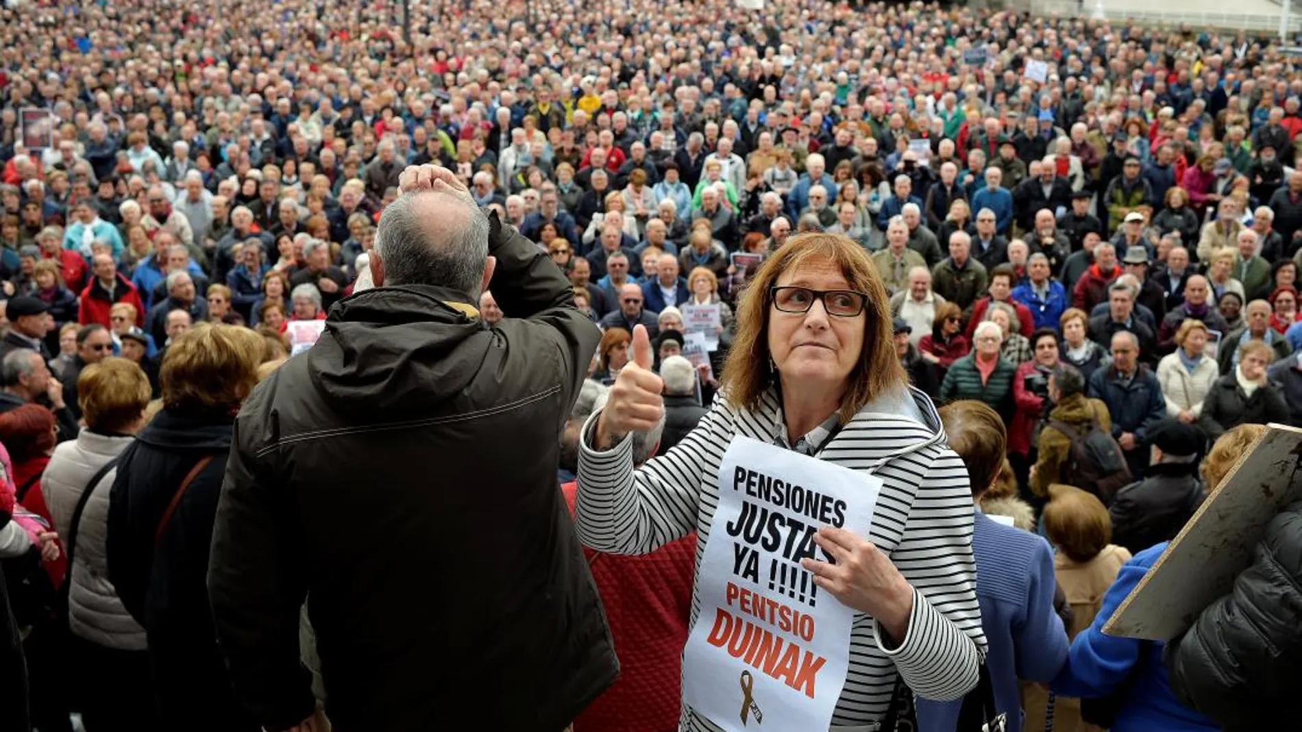 Protesta para reclamar la subida de las pensiones.