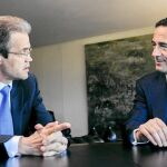 Jordi Gual, presidente de CaixaBank, y Gonzalo Gortázar, consejero delegado de la entidad bancaria