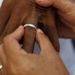 10 detenidos por vender matrimonios a 13.000€ para que los inmigrantes logren la residencia