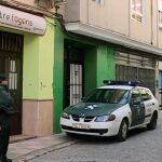 SÉPTIMA MUJER ASESINADA. Una mujer de 53 murió el jueves por la noche en Guadassuar asesinada por su pareja. La causa fue un infarto después de que sufrir una paliza por parte de su pareja. Cuando la Guardia Civil llegó al domicilio, la mujer todavía estaba consciente. El teléfono de ayuda contra la violencia de género es el 016.