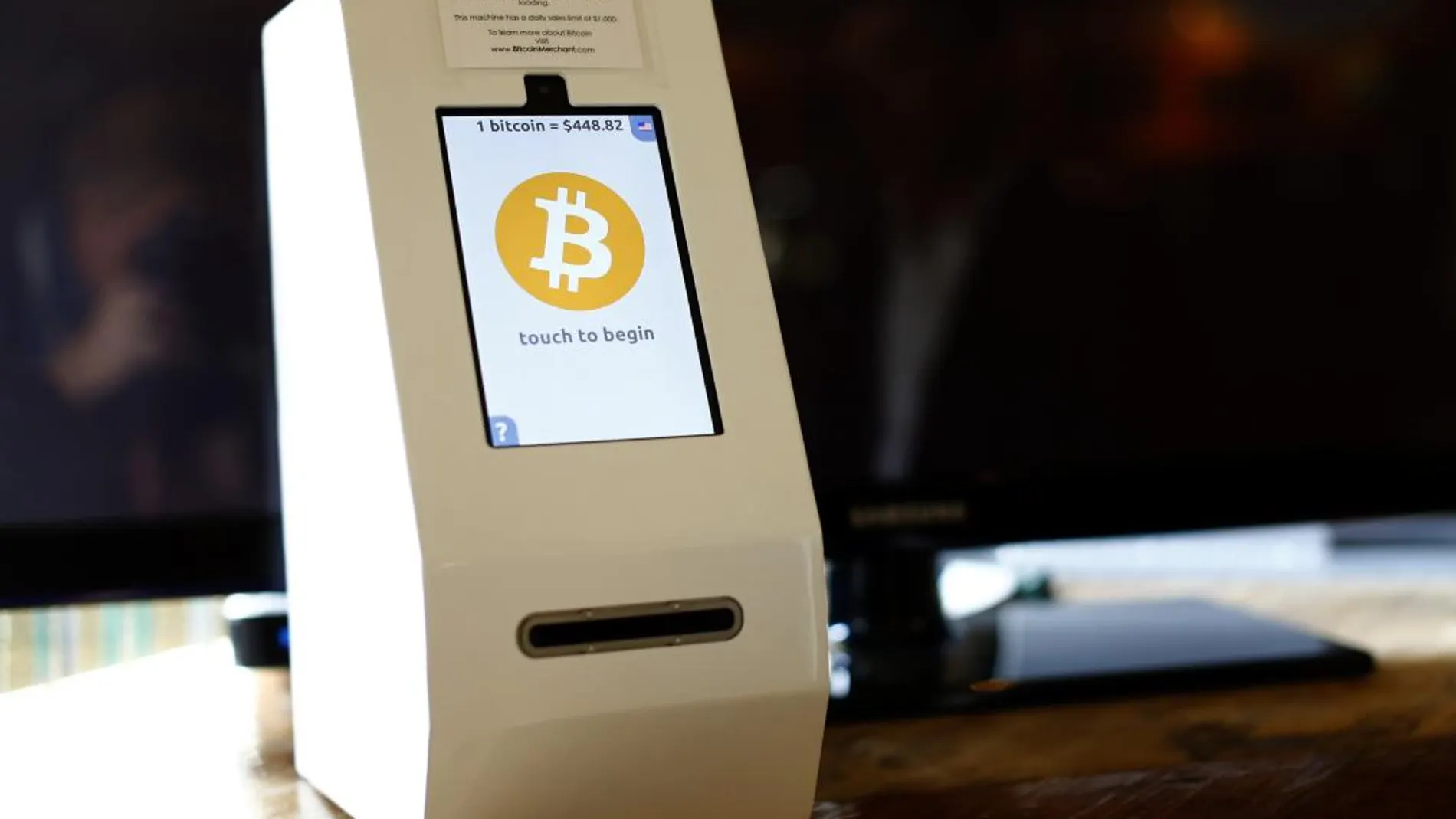 Una máquina de Bitcoin en un restaurante de San Diego, California, en una imagen de archivo