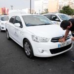Un taxista, durante el paro (EFE)