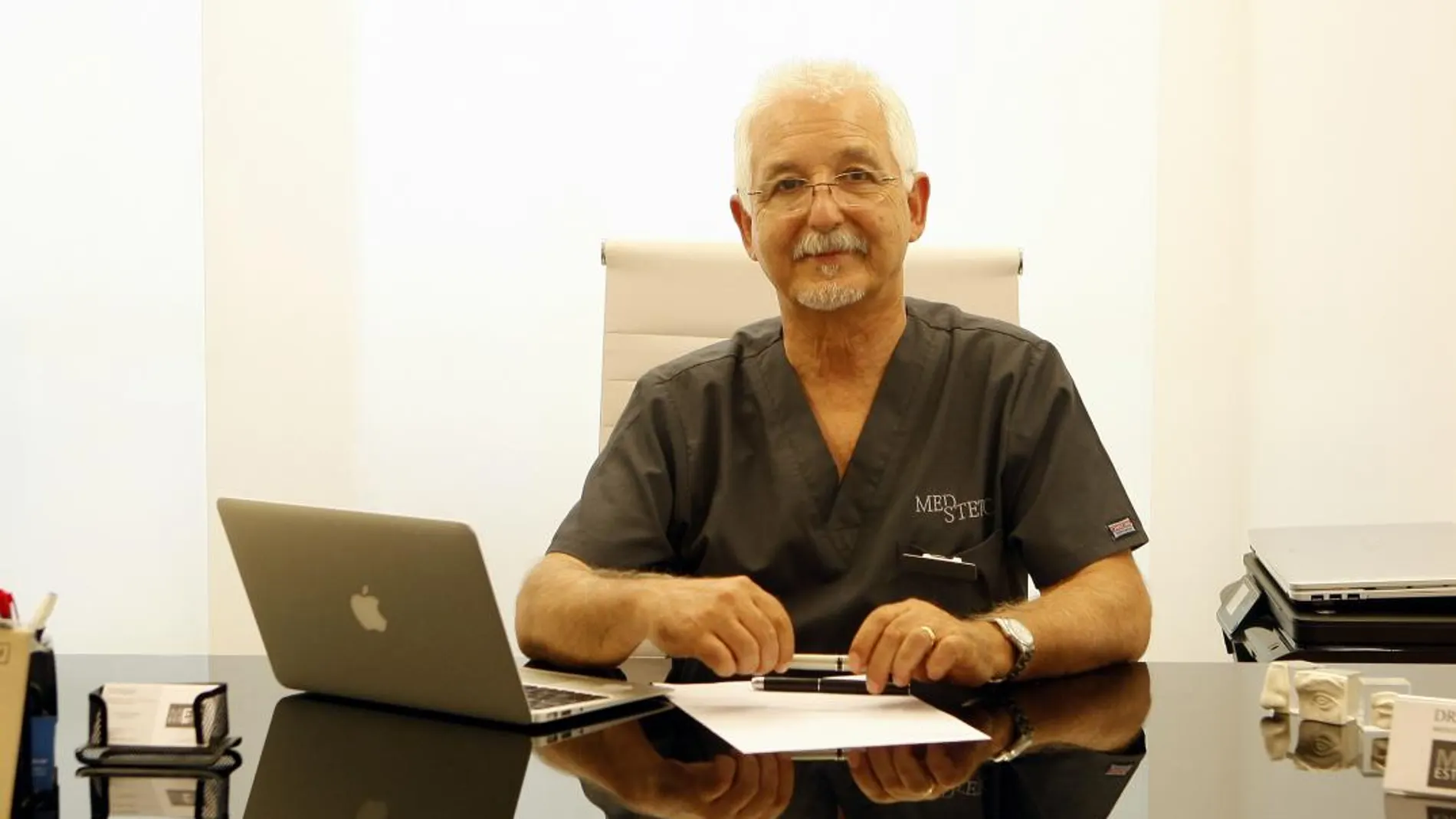 El doctor Licitra llegó a la medicina estética desde el mundo de la oncología