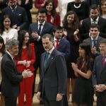 Felipe VI junto al presidente del Consejo General del Poder Judicial y del Tribunal Supremo, Carlos Lesmes y el ministro de Justicia Rafael Catalá