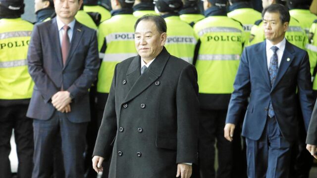 Kim Yong Chol, de camino para el encuentro con su homólogo estadounidense
