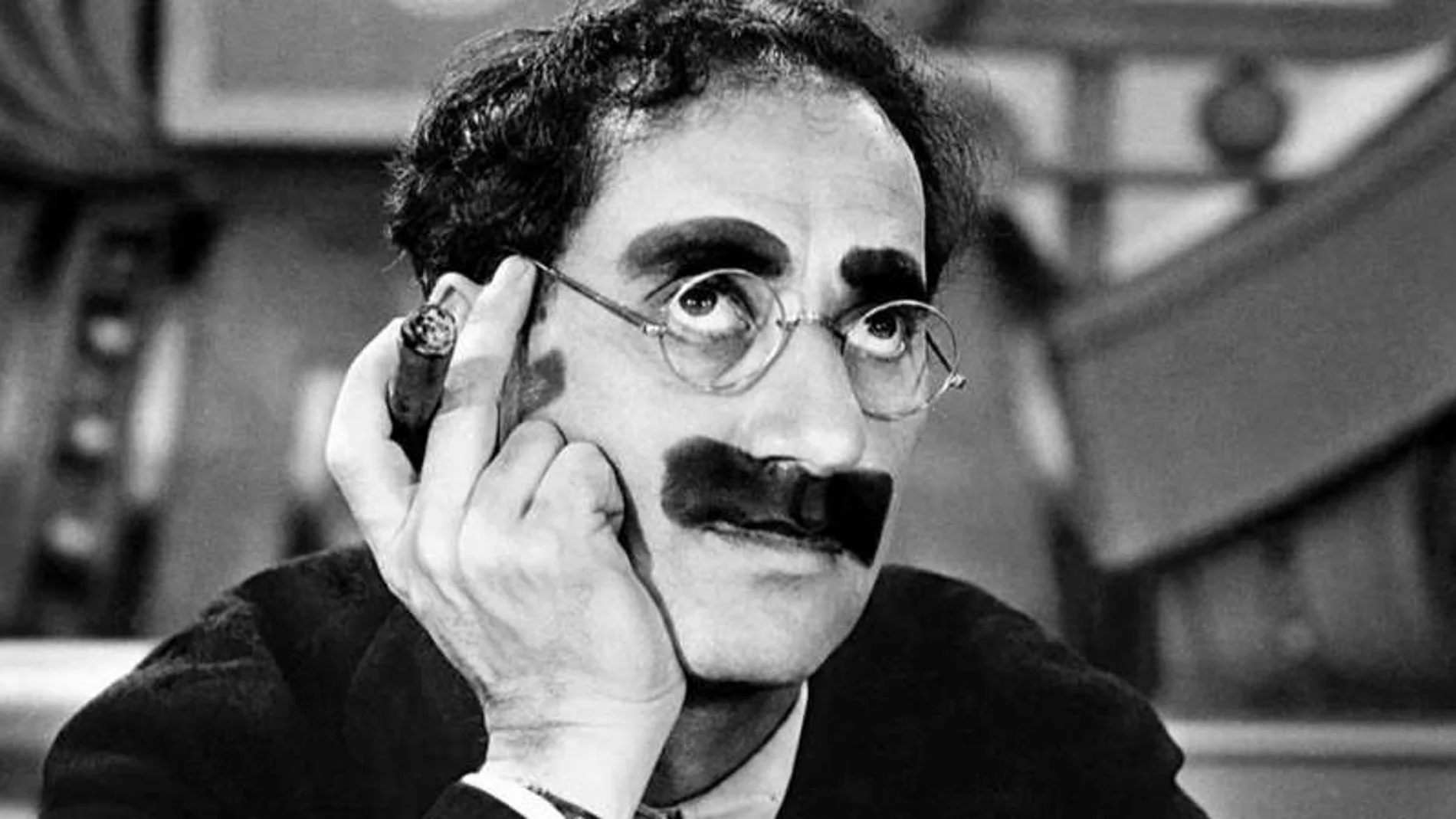 Las cejas de Groucho Mark, inolvidables