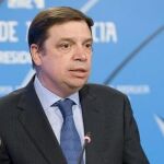 La Razón. El nuevo ministro de Agricultura, Luis Planas, nació en Valencia, donde vivió hasta las 28 años, cuando fue trasladado a Córdoba como inspector de Trabajo y de la Seguridad Social