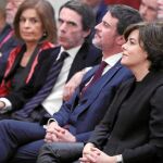 El ex presidente del Gobierno, José María Aznar, y su mujer, Ana Botella, junto a Manuel Valls y Soraya Saénz de Santamaría en el premio Gregorio Ordóñez 2017