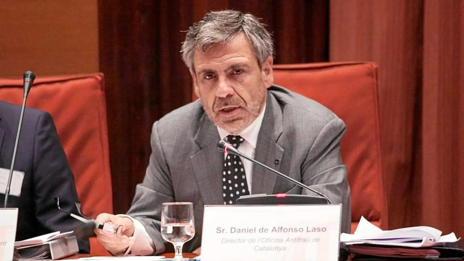 El director de la Oficina Antifraude, Daniel de Alfonso, en la comisión sobre la gestión sanitaria