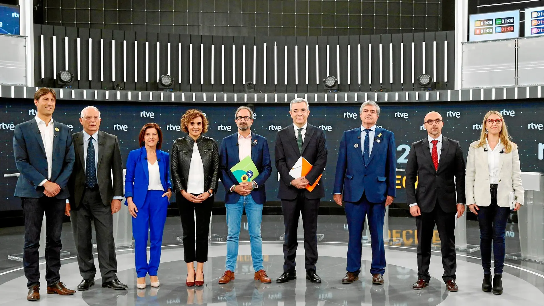 Los nueve candidatos a las elecciones europeas en el debate a nueve celebrado anoche en RTVE.