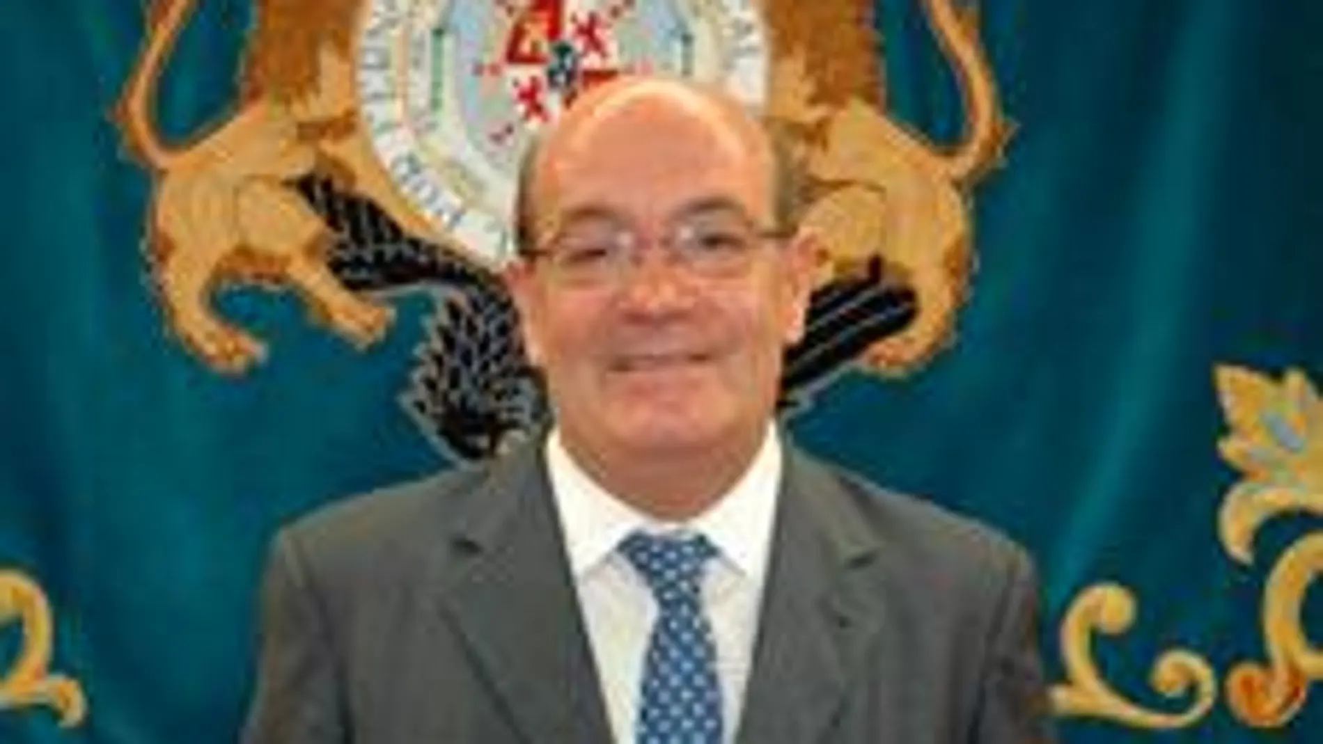 Antonio Vicente (PP) repite como alcalde de El Escorial