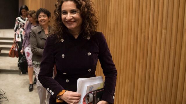 La ministra de Hacienda, María Jesús Montero, no ha respondido hasta ahora a la petición de mantener un encuentro solicitada por la patronal de a Comunitat Valenciana