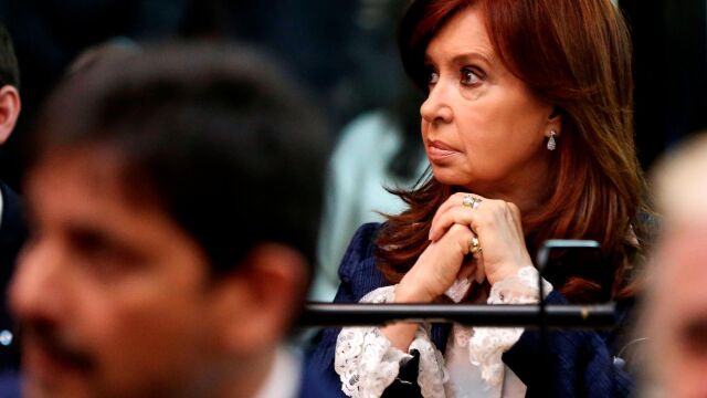 La ex presidenta argentina, Cristina Fernández de Kirchner, antes del inicio de su juicio por corrupción/ Reuters