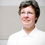 La astrofísica Jocelyn Bell descubrió la radioseñal de los púlsares en 1968