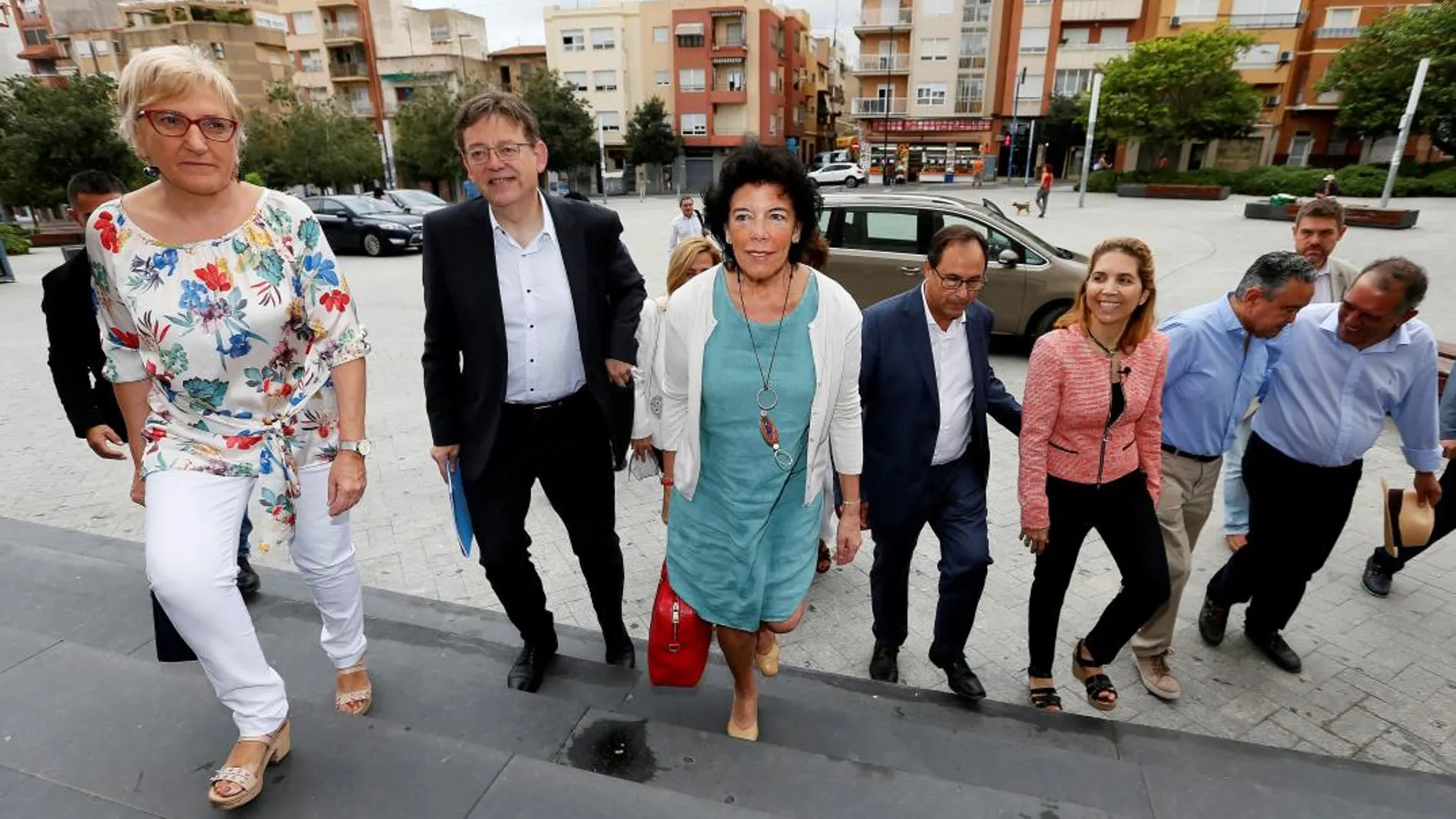 El presidente de la Generalitat clausuró ayer la «Escola d’estiu» que celebraba el PSPV-PSOE en el Auditorio de la Diputación de Alicante (ADDA) EFE