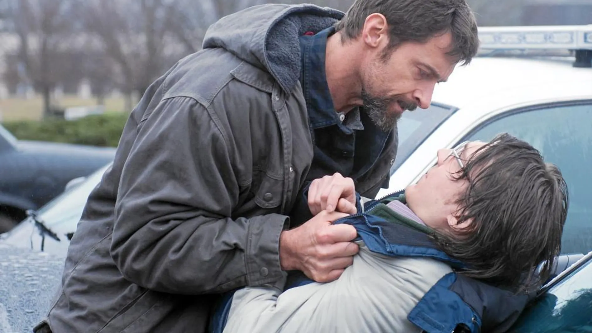 Jackman, que amenaza a Paul Dano, pierde los papeles ante el secuestro de su hija