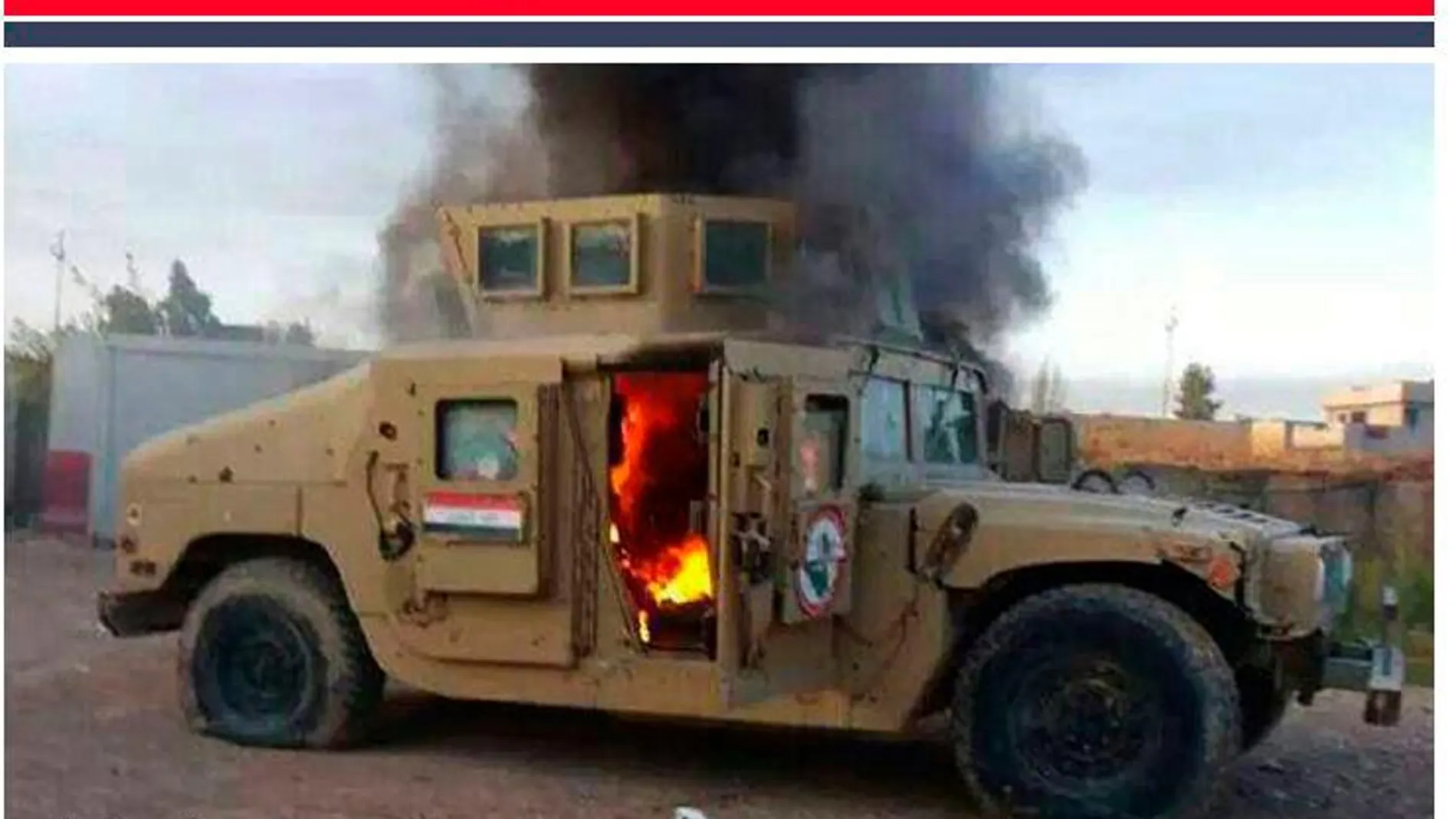 Vehículo militar atacado por los yihadistas