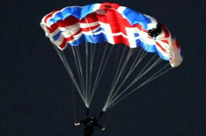 Así apareció Isabel II con James Bond en televisión durante la inauguración de los Juegos Olímpicos