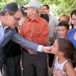 El president de la Generalitat visitó por la mañaña la población tarroconense de Riba-roja d'Ebre