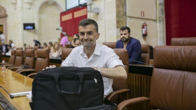 El coordinador regional de IU, Antonio Maíllo, en su último pleno en el Parlamento andaluz /Foto: EP