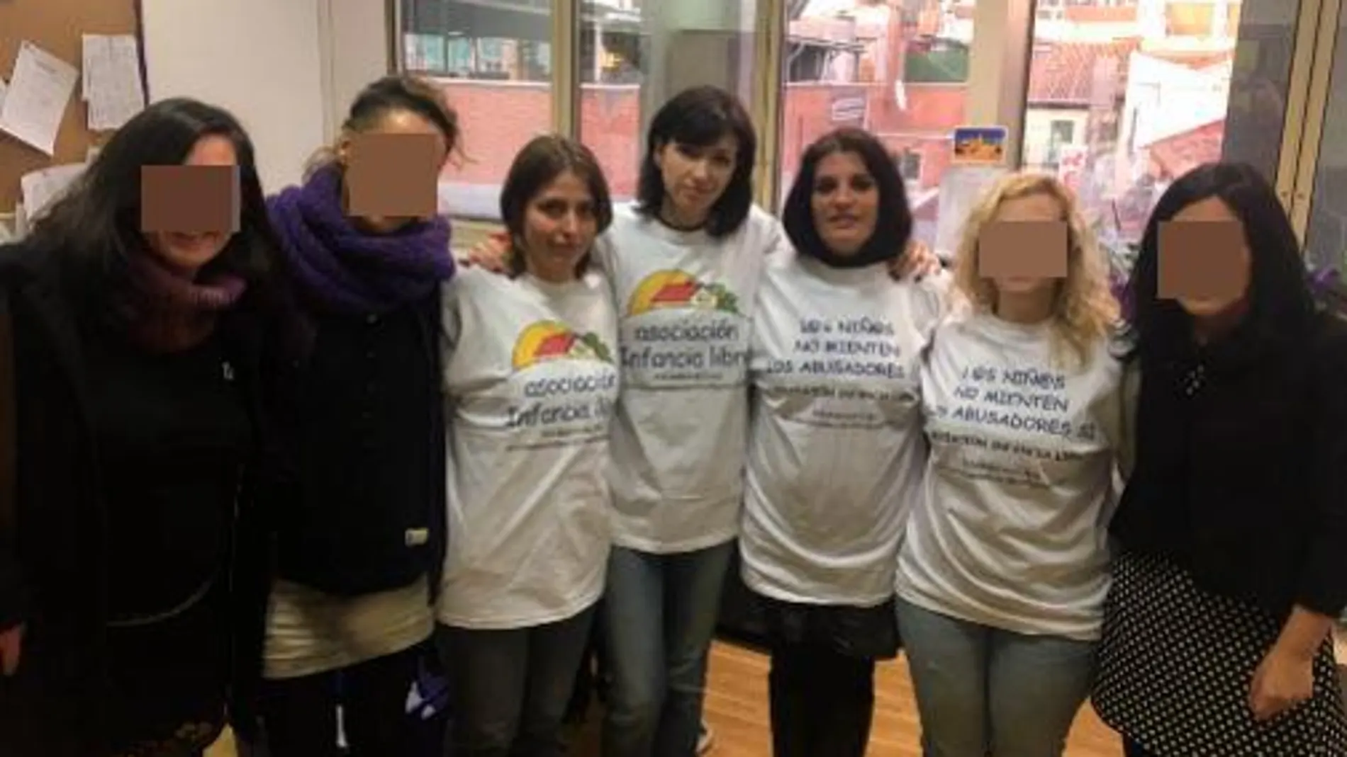 Ya hay tres madres de la asociación Infancia Libre detenidas