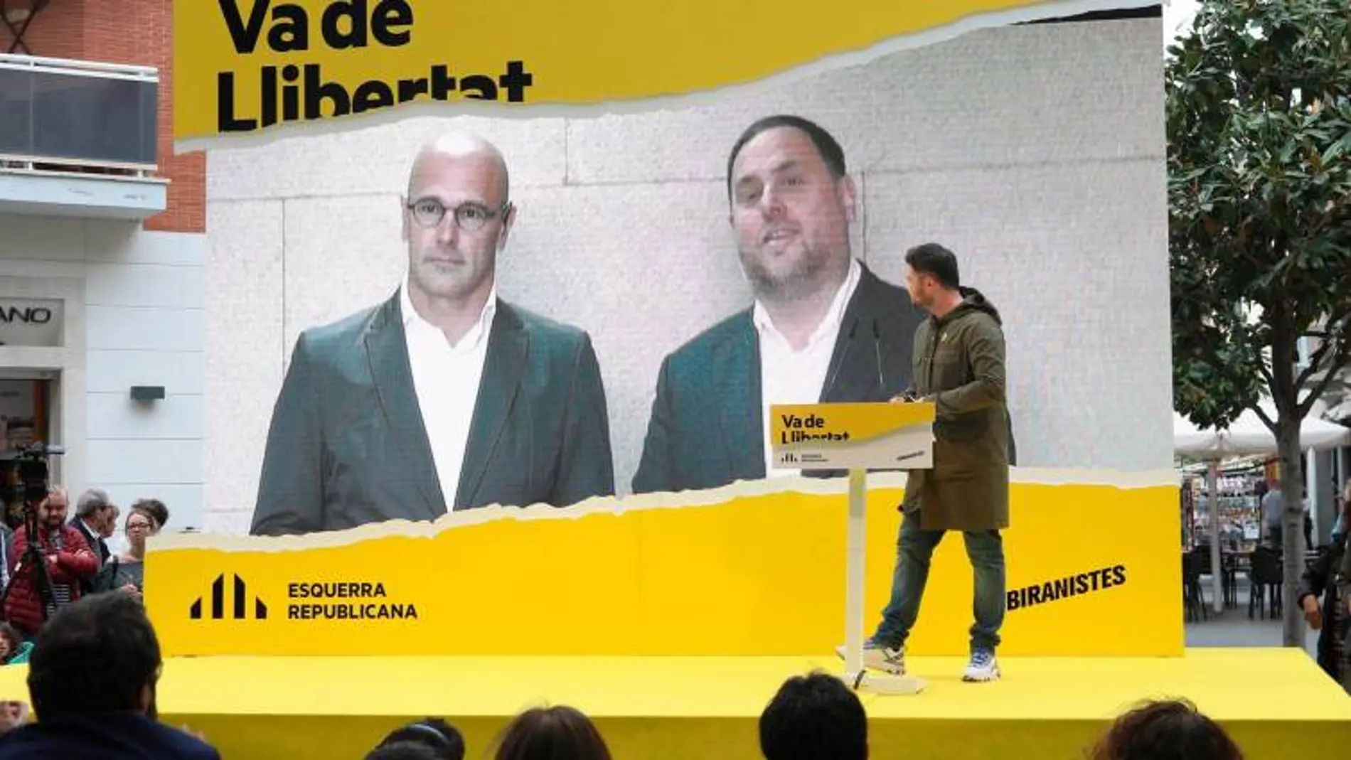 Oriol Junqueras y Raül Romeva en un acto de campaña desde Soto del Real