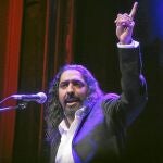 El cantaor no escatimó recital anoche en el Circo Price