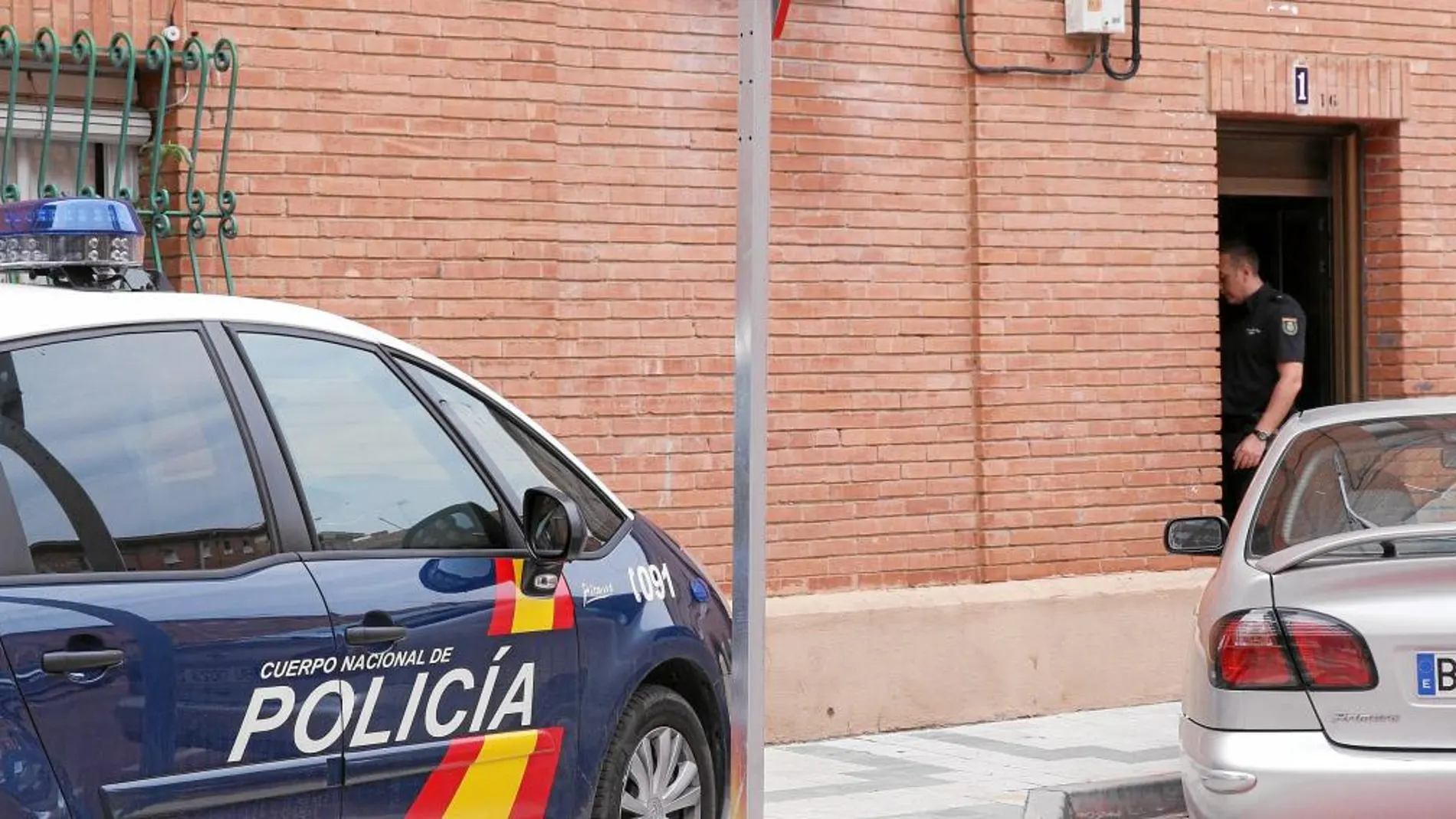 Casa donde efectivos policiales hallaron a un hombre de 69 años muerto