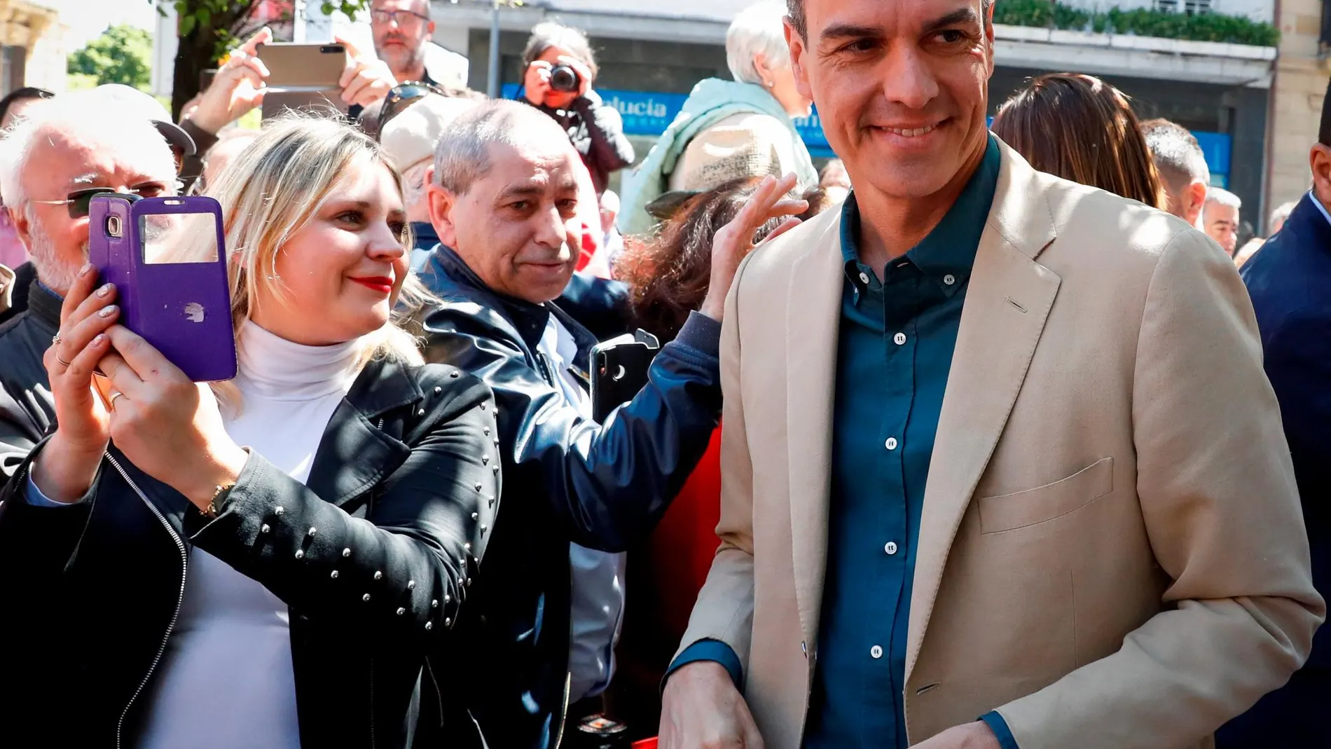 El presidente del Gobierno, Pedro Sánchez, ayer en un acto de campaña en el País Vasco