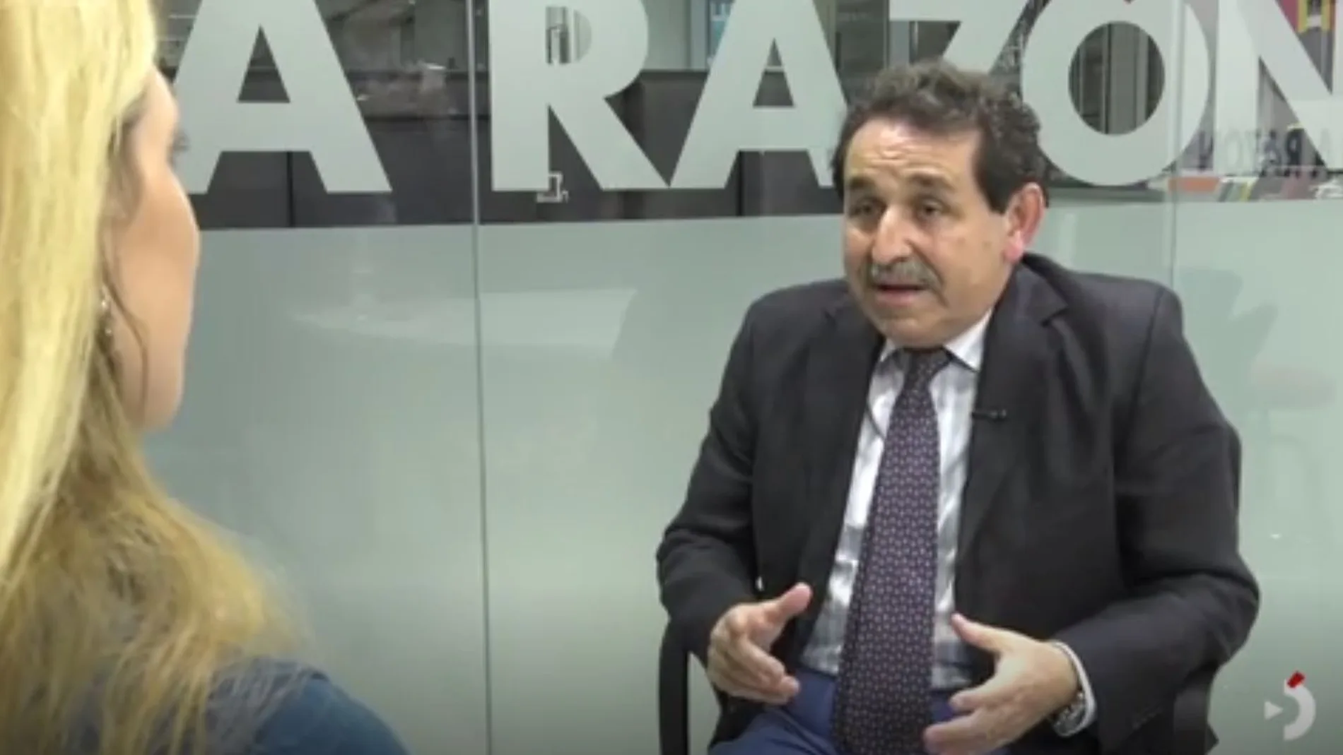 Manuel Mestre: "Sería partidario de cerrar la reciente televisión pública valenciana"