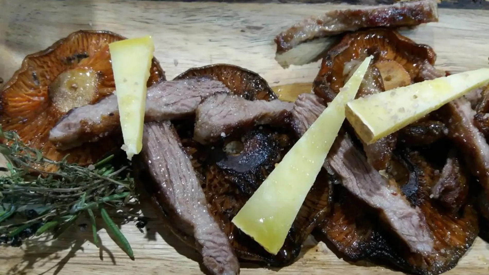 En la cocina de La Aldeana se reescriben platos caseros y recetas tradicionales actualizadas, sin titubeos argumentales/Tellina Sabido