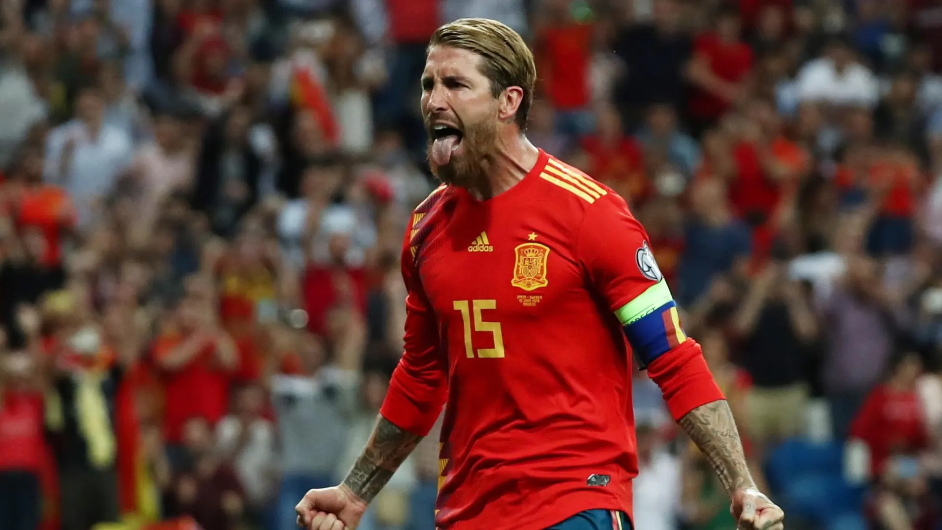 Sergio Ramos celebra el gol que marcó a Suecia