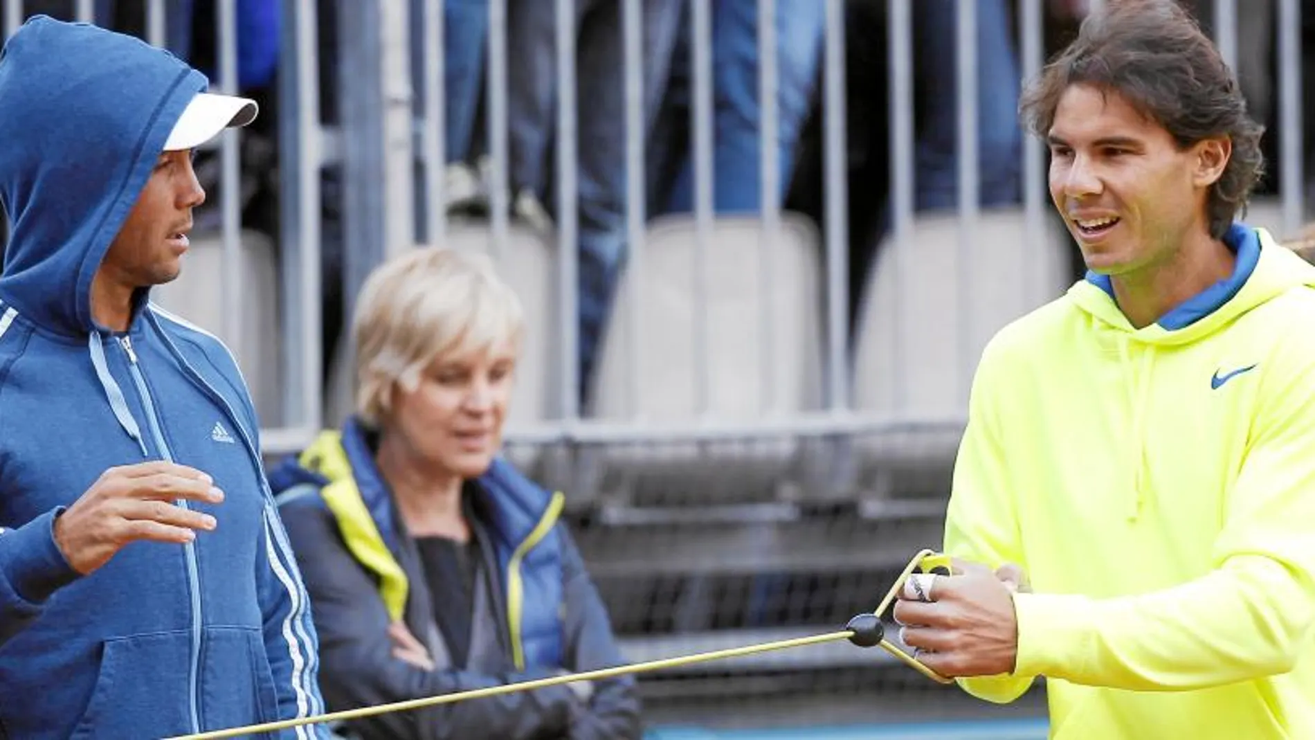 Nadal, junto a Fernando Verdasco, entrenándose en las instalaciones de Roland Garros