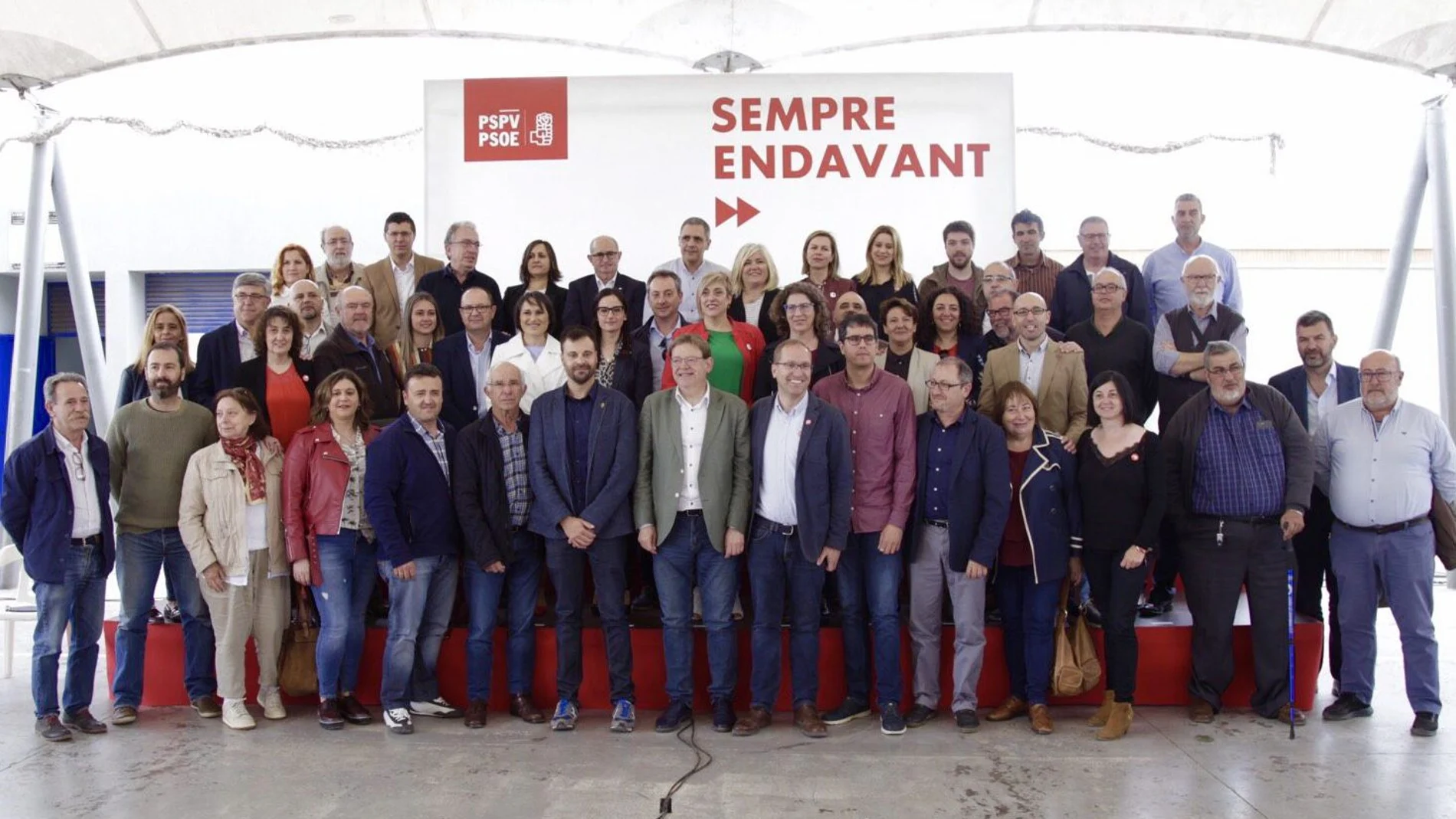 Puig participó ayer en el acto oficial de presentación de las candidaturas municipales del PSPV-PSOE en la provincia de Castellón que se celebró en Vinaròs