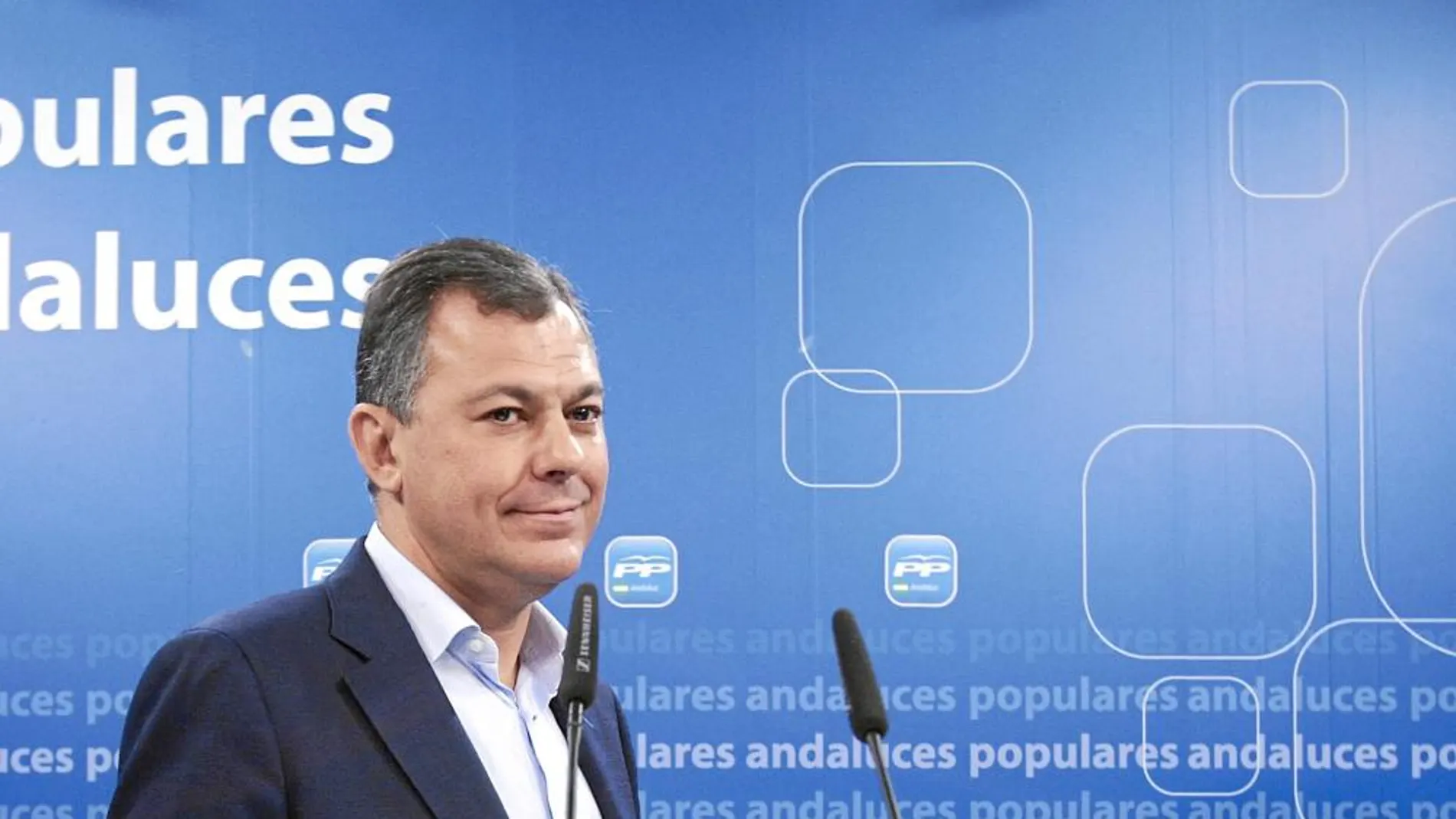 El secretario general del PP andaluz y alcalde de Tomares, José Luis Sanz