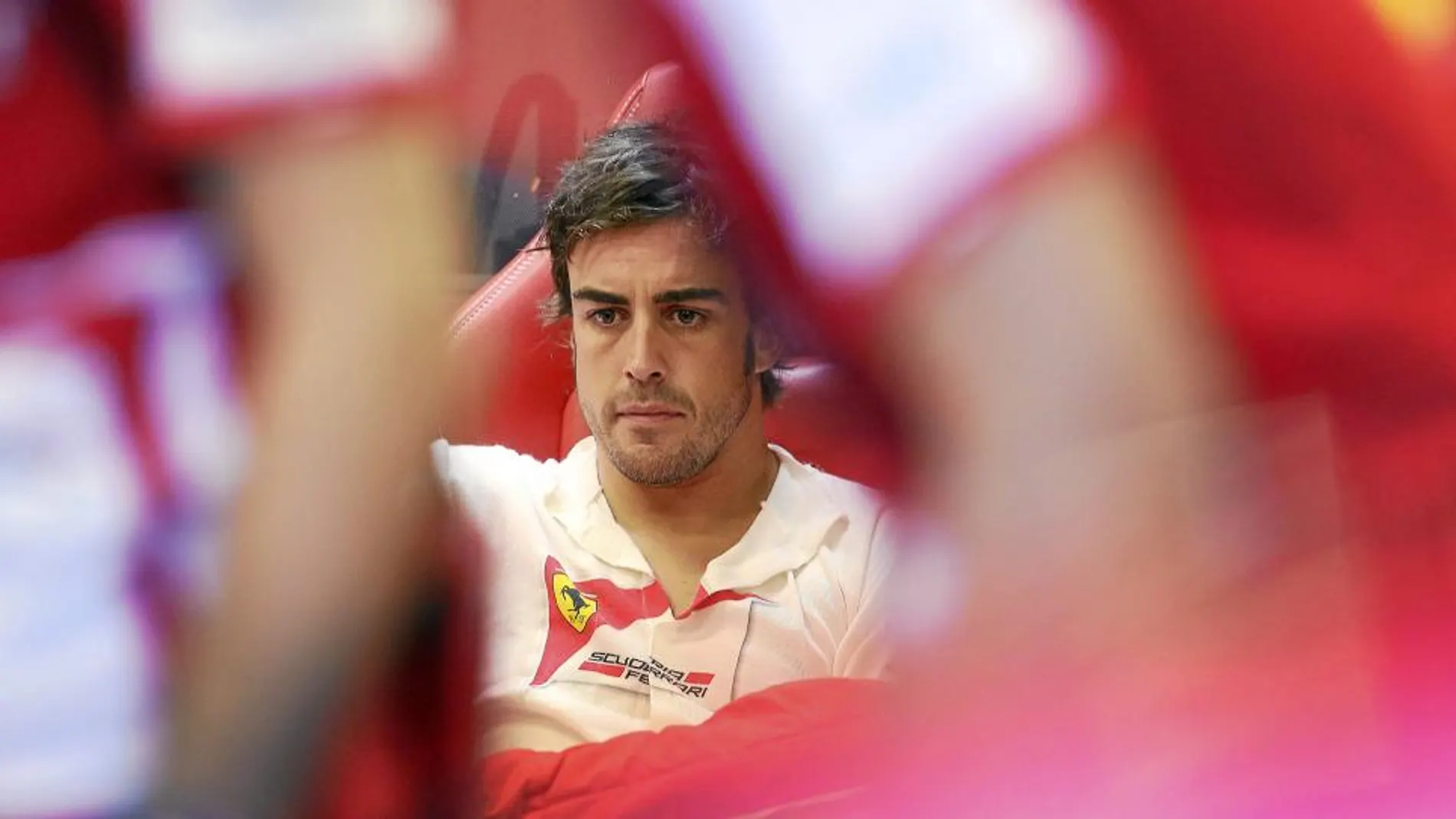 «Alonso tiene que rezar para que le ocurra algo al coche de Vettel», fue la reflexión de Felipe Massa sobre las opciones de su compañero para restar puntos al líder del Mundial en Singapur.