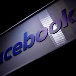 Facebook ha redoblado la lucha contra las cuentas falsas / Efe