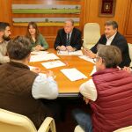 El alcalde de León, Antonio Silván, se reúne con los miembros de las residencias universitarias privadas de la ciudad