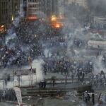 La Policía turca ha irrumpido esta tarde en la plaza Taksim para desalojarla