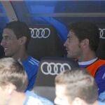 Iker Casillas presenció el debut del Real Madrid ante el Betis sentado en el banquillo