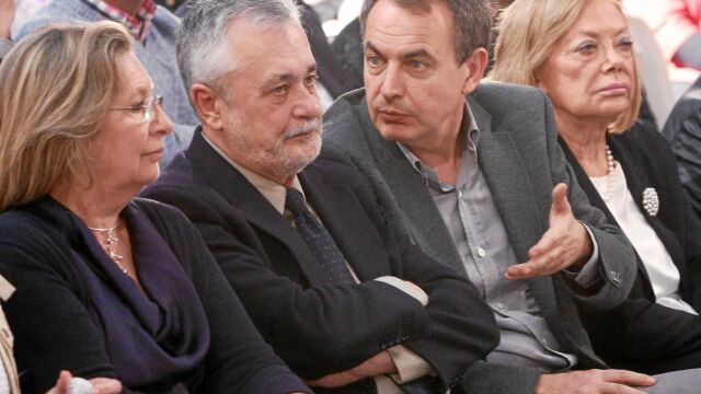 Griñán junto a Zapatero, en la última visita del ex presidente a Sevilla, donde fue premiado por el PSOE-A